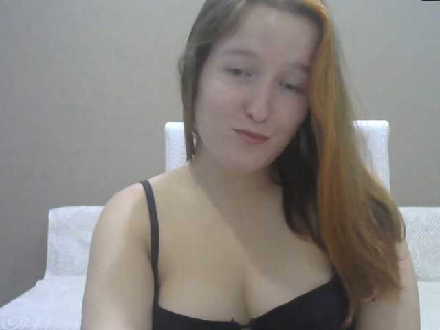 Fotogrāfijas WetYvonne Hello boys, i wanna play with you so bad.. spoil me..