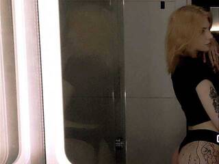 Erotiska video tērzēšana TgGlowwowy