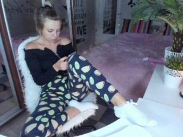 Apraides ekrānuzņēmumi CallMeAngel