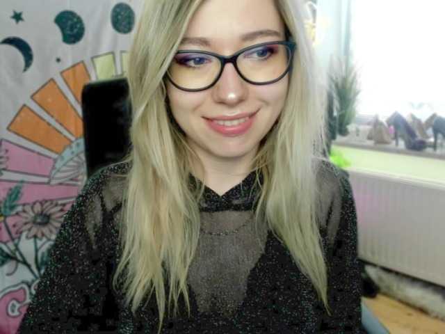 Fotogrāfijas xxHeidiLove #lovense #joi #tease #cei #german #sph #cbt #young #girl #hot #cute #natural #healthy #ahegao #ass #english #sissy #cuckold