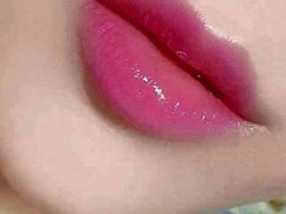 Erotiska video tērzēšana xxYummyKiss