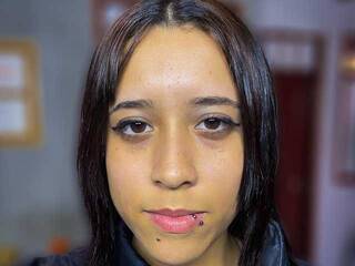 Erotiska video tērzēšana Yessica-montero