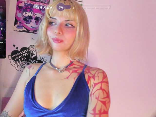 Fotogrāfijas YourRosenrot Hello there, use my chat bots to get more fun! My goal is squirt show, lets make countdown go 0