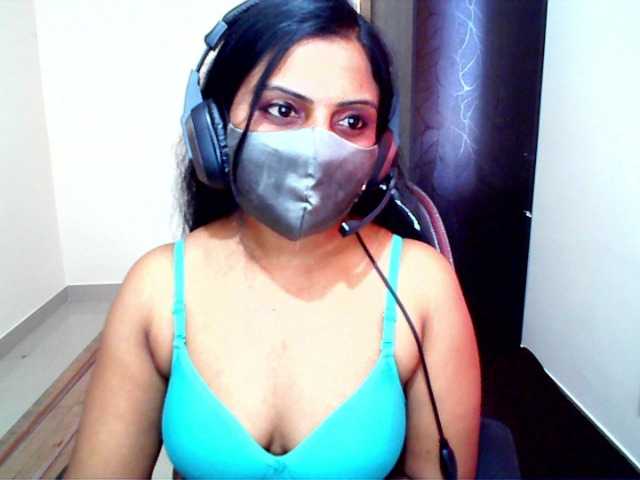 Fotogrāfijas yoursavitha5 my neighbour at home | Make me Squirt at Pvt | Today free show for all| Please support | lets party [none] [none] [none]