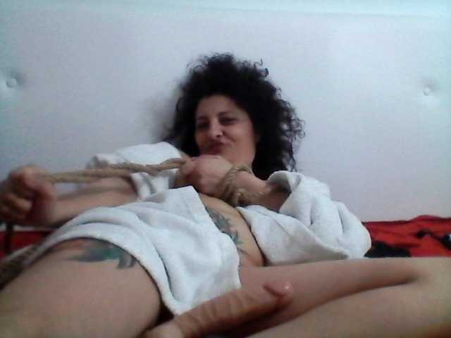Fotogrāfijas yvona78 Hello in my room!Let*s have fun together![none] CUM SHOW!**new**latina**show**boobs**puseu