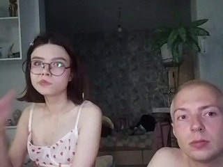 Erotiska video tērzēšana Z0mb1el0ll1