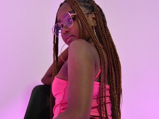 Erotiska video tērzēšana ZaraBrown