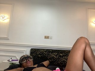 Erotiska video tērzēšana Zola_Nooryi