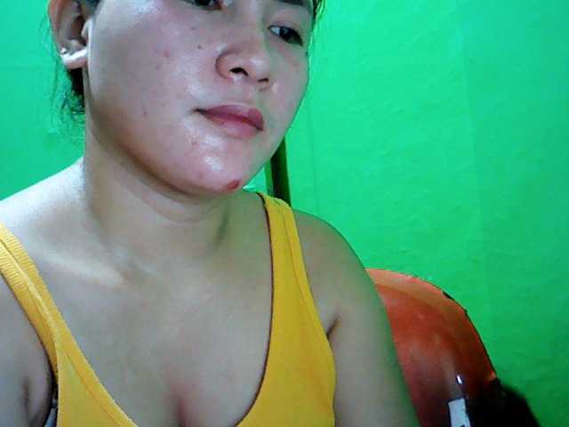 Fotogrāfijas zyna6914 hello guy welcome to my room help me soem token guyz thank you for all help guyz...